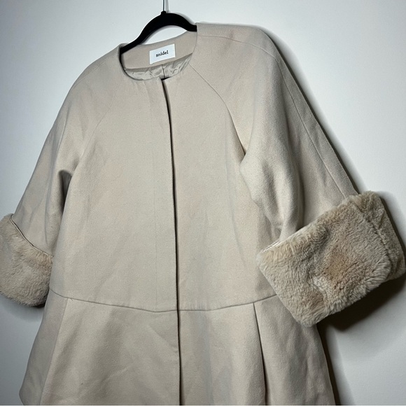 SNIDEL Soft Cozy Feminine Faux Fur Cuffs Aline Winter Jacket Coat - Picture 3 of 7